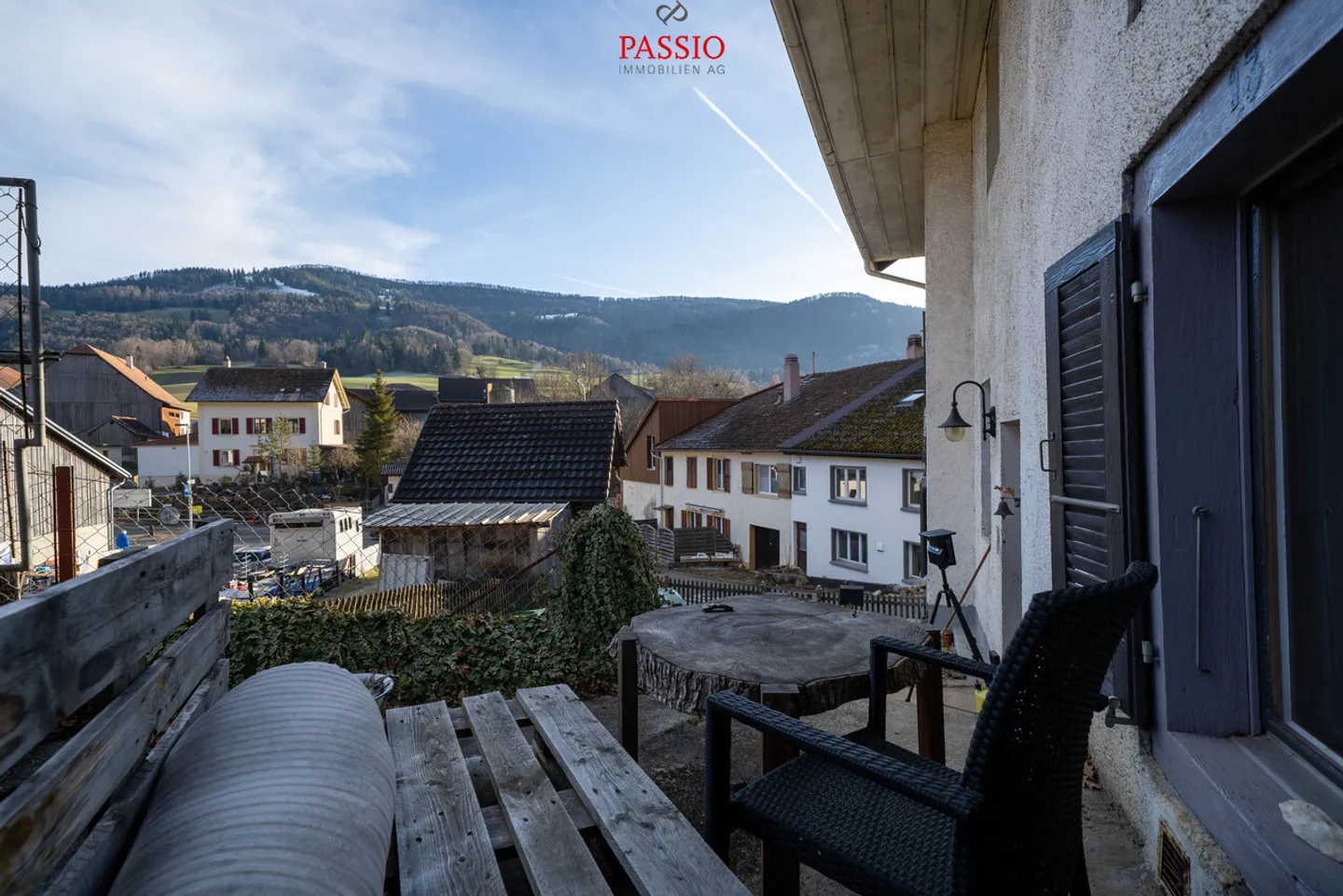 Spacious Family Home with Garden - Photo 24 of 32