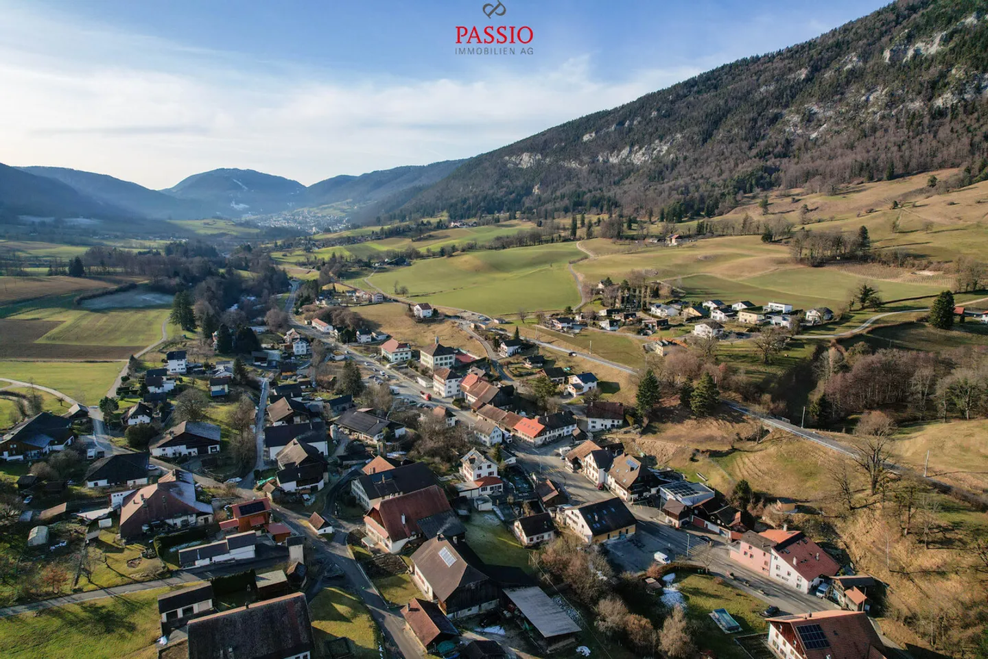 Spacious Family Home with Garden - Photo 32 of 32