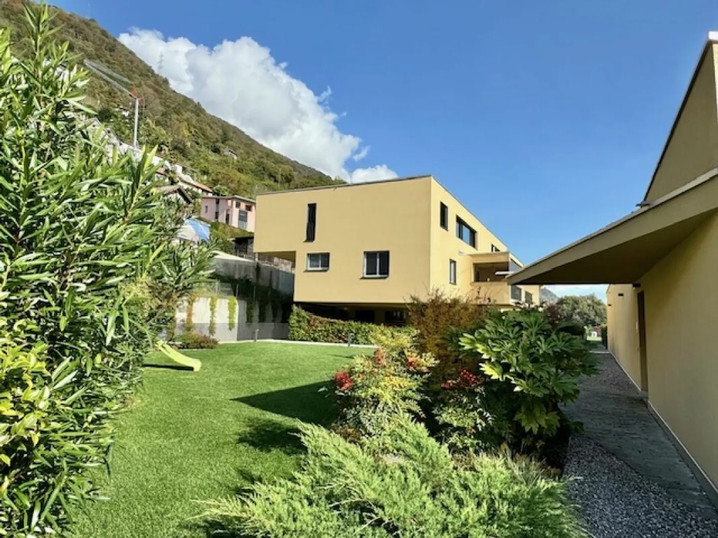 «GORDOLA - 3.5-ZIMMER-WOHNUNG MIT SEEBLICK ZU VERKAUFEN» - Foto 3 von 19