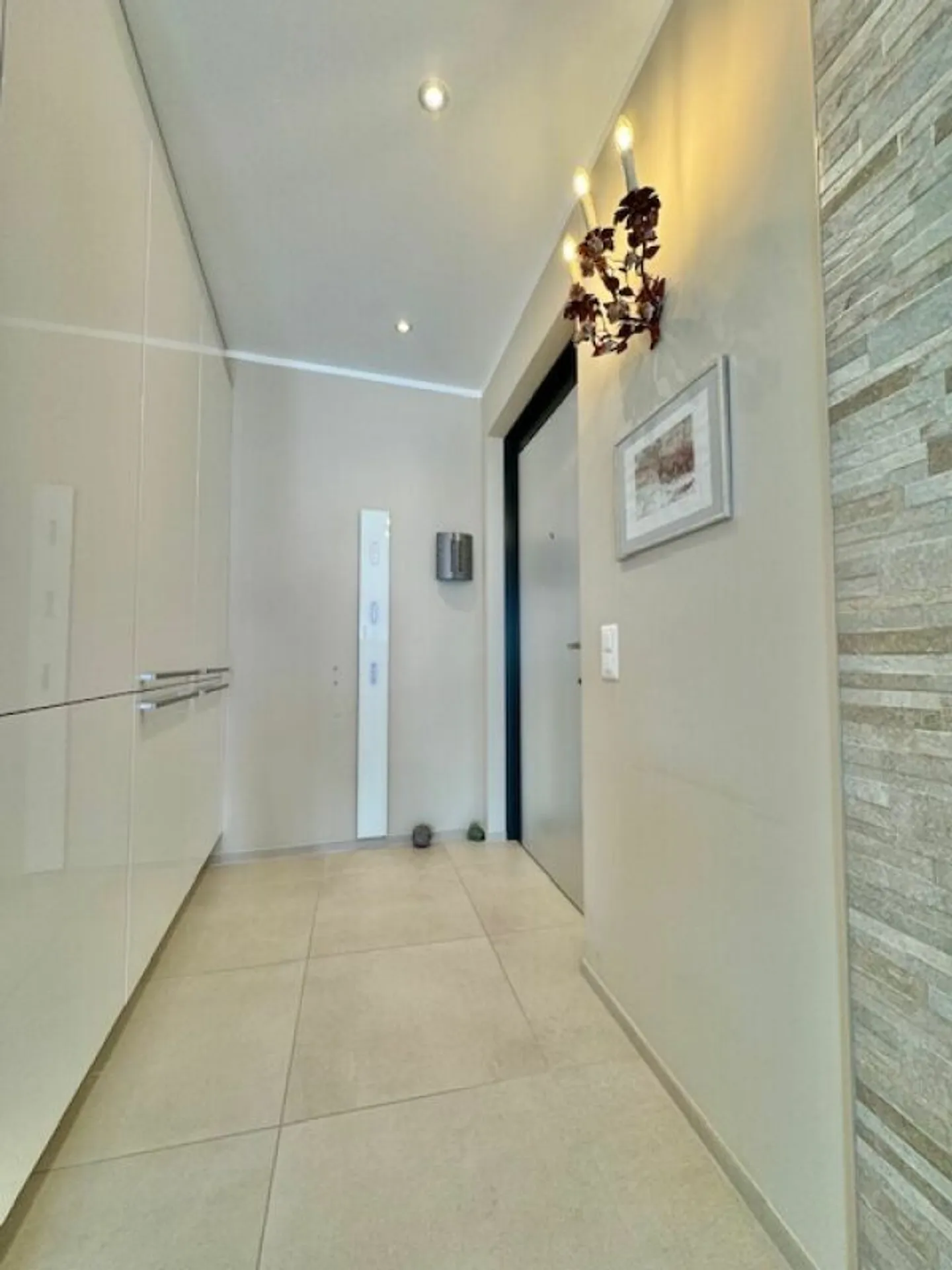 «GORDOLA - 3.5-ZIMMER-WOHNUNG MIT SEEBLICK ZU VERKAUFEN» - Foto 5 von 19