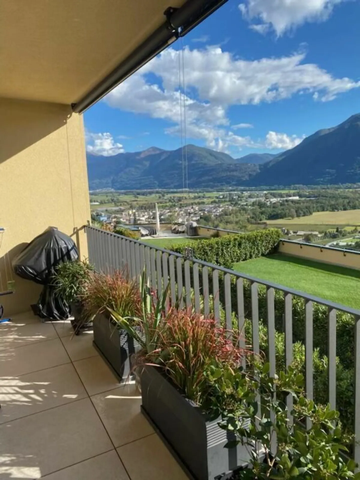 «GORDOLA - 3.5-ZIMMER-WOHNUNG MIT SEEBLICK ZU VERKAUFEN» - Foto 11 von 19