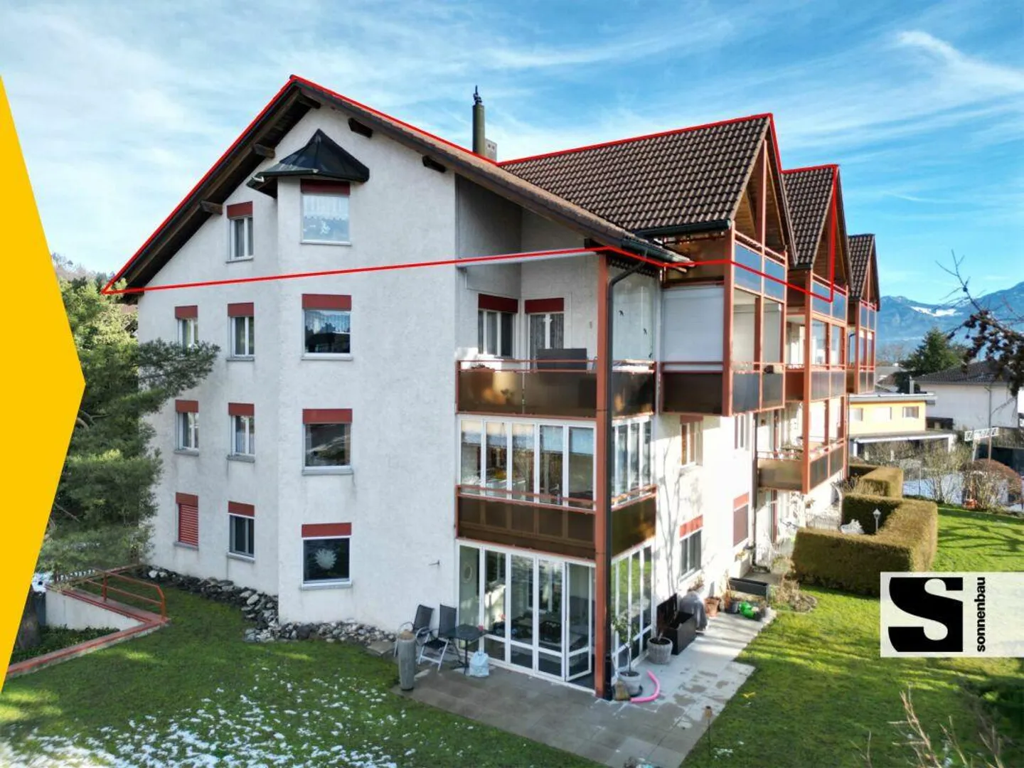 Geräumige Dachwohnung mit Balkonen - Foto 1 von 16