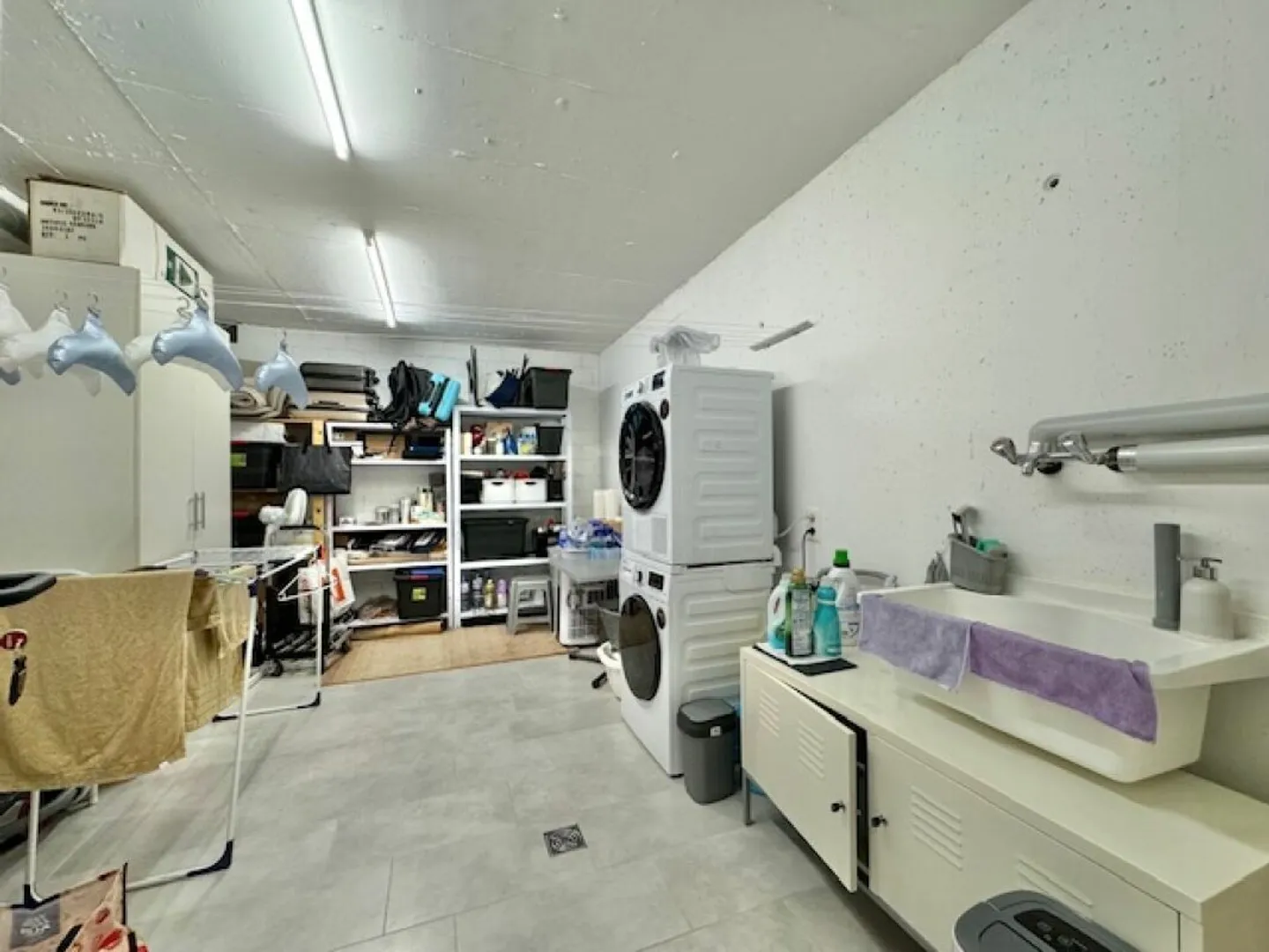 «GORDOLA - 3.5-ZIMMER-WOHNUNG MIT SEEBLICK ZU VERKAUFEN» - Foto 17 von 19