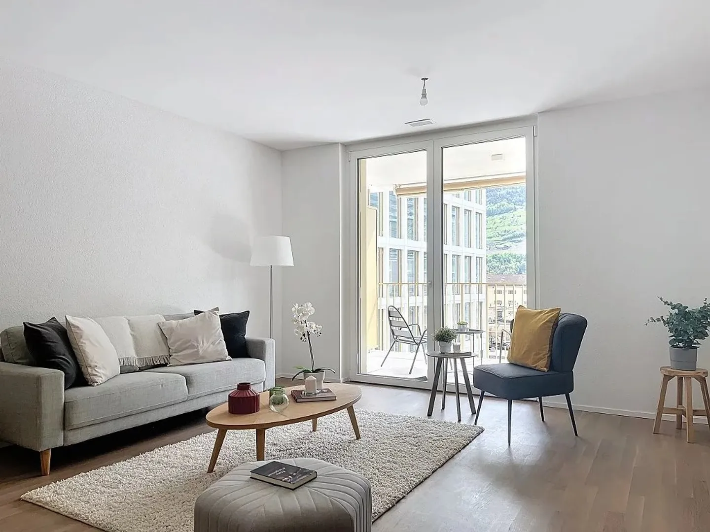 Appartement 2.5 pièces - Photo 3 sur 8