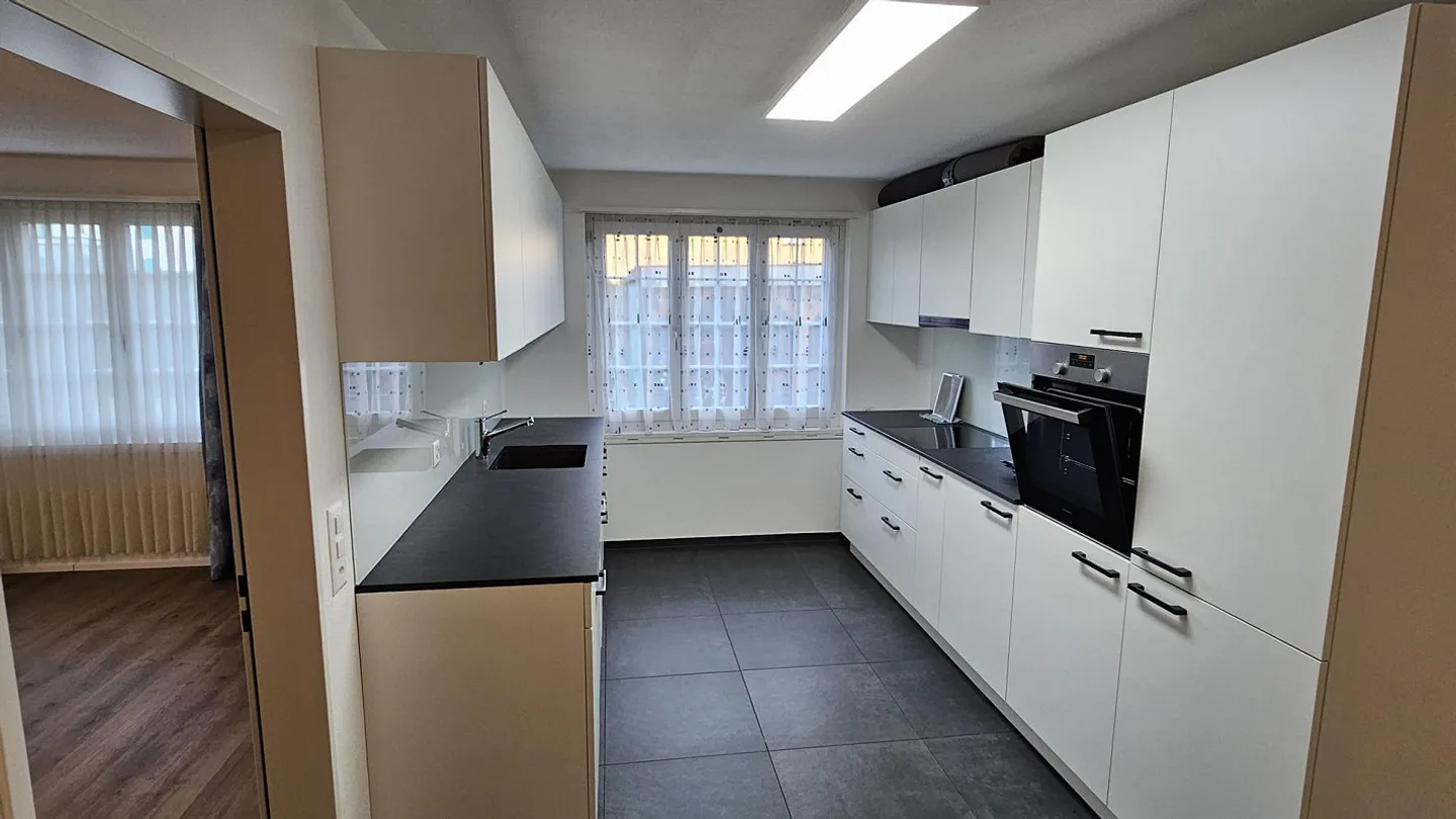 3.5 Room Apartment - Photo 4 of 13