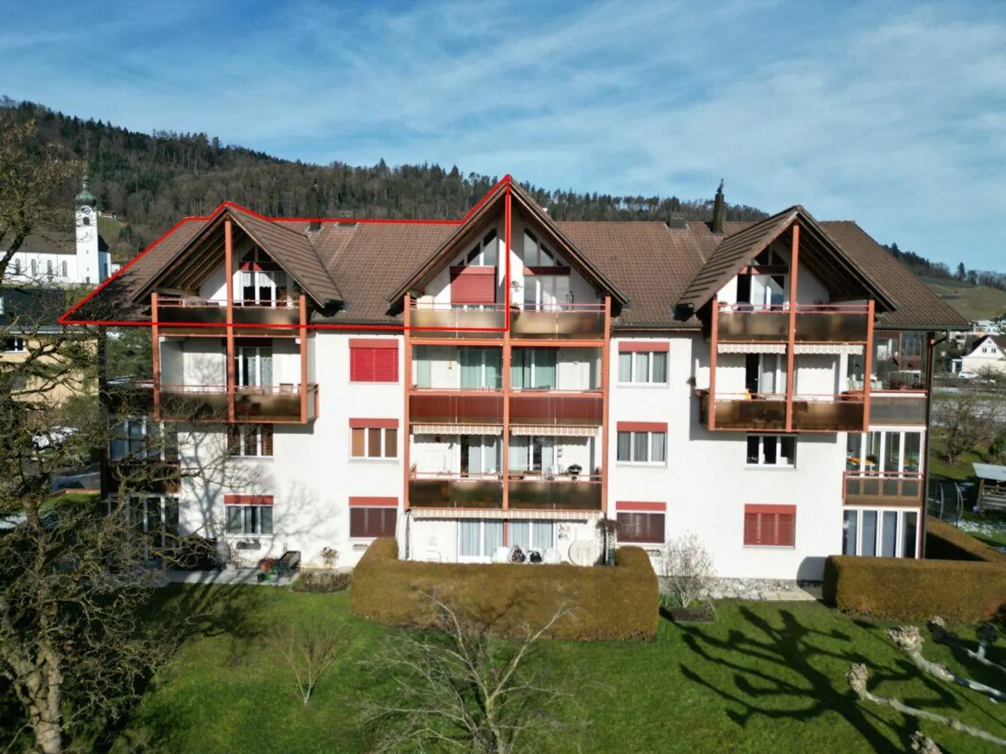 Geräumige Dachwohnung mit Balkonen - Foto 3 von 16