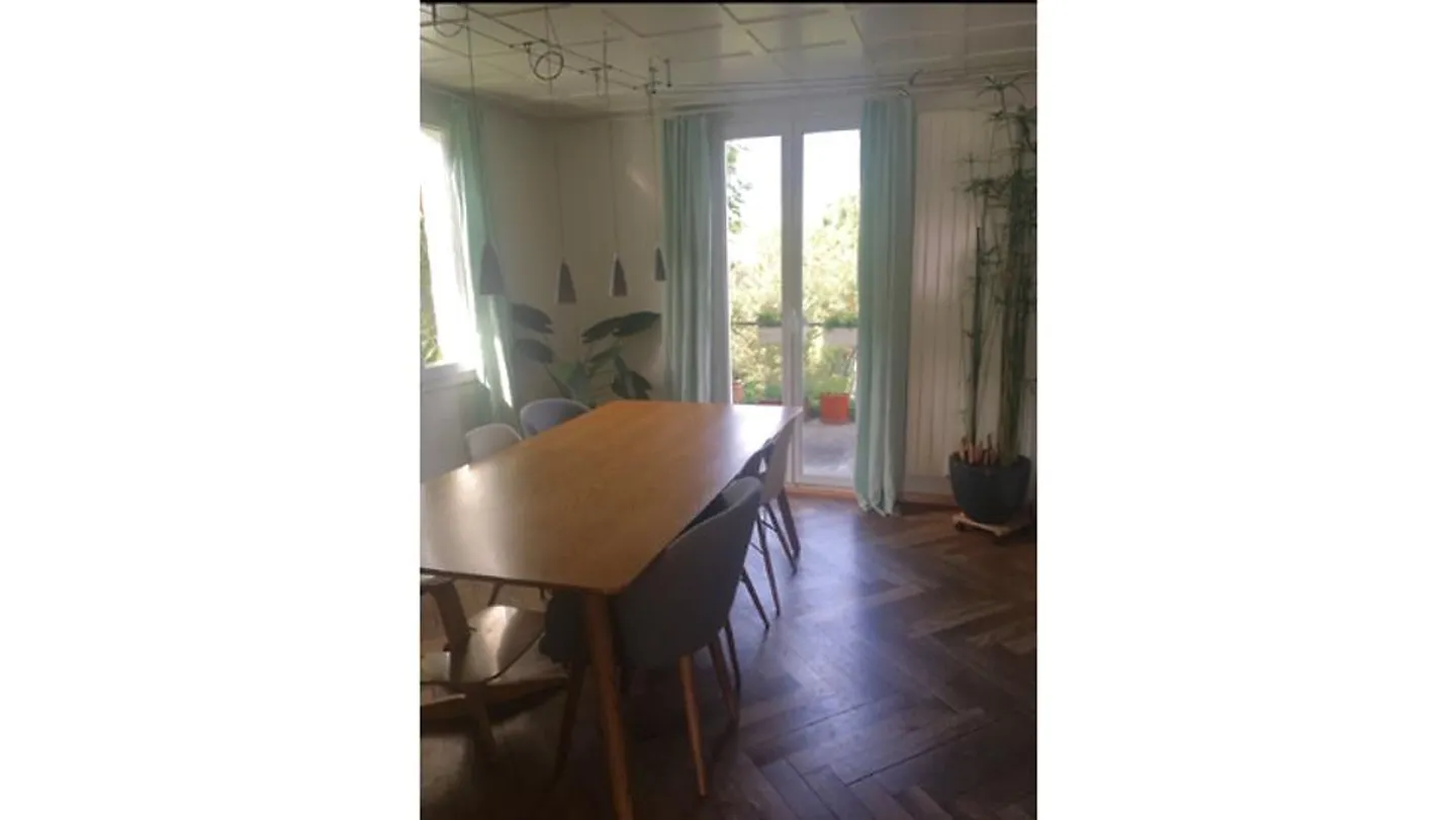 Maison Charmante avec Jardin - Photo 4 sur 10