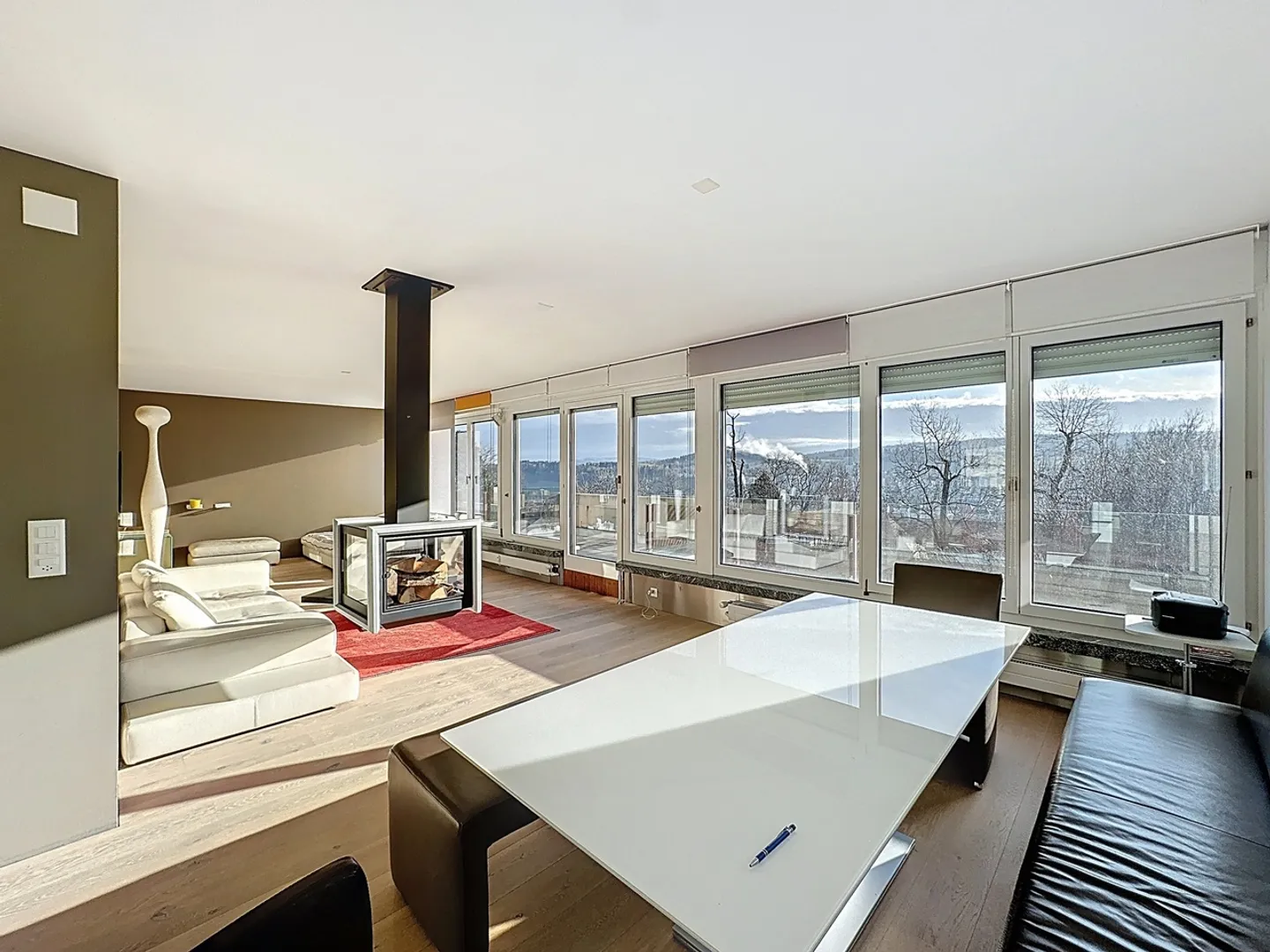 Appartamento attico 5.5 stanze con terrazza - Foto 1 di 17