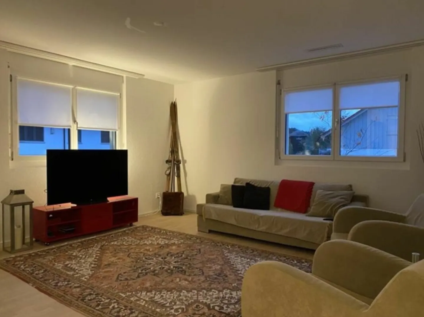 Où les familles se sentent chez elles - Appartement de 4,5 pièces dans un emplacement calme et central - Photo 5 sur 13