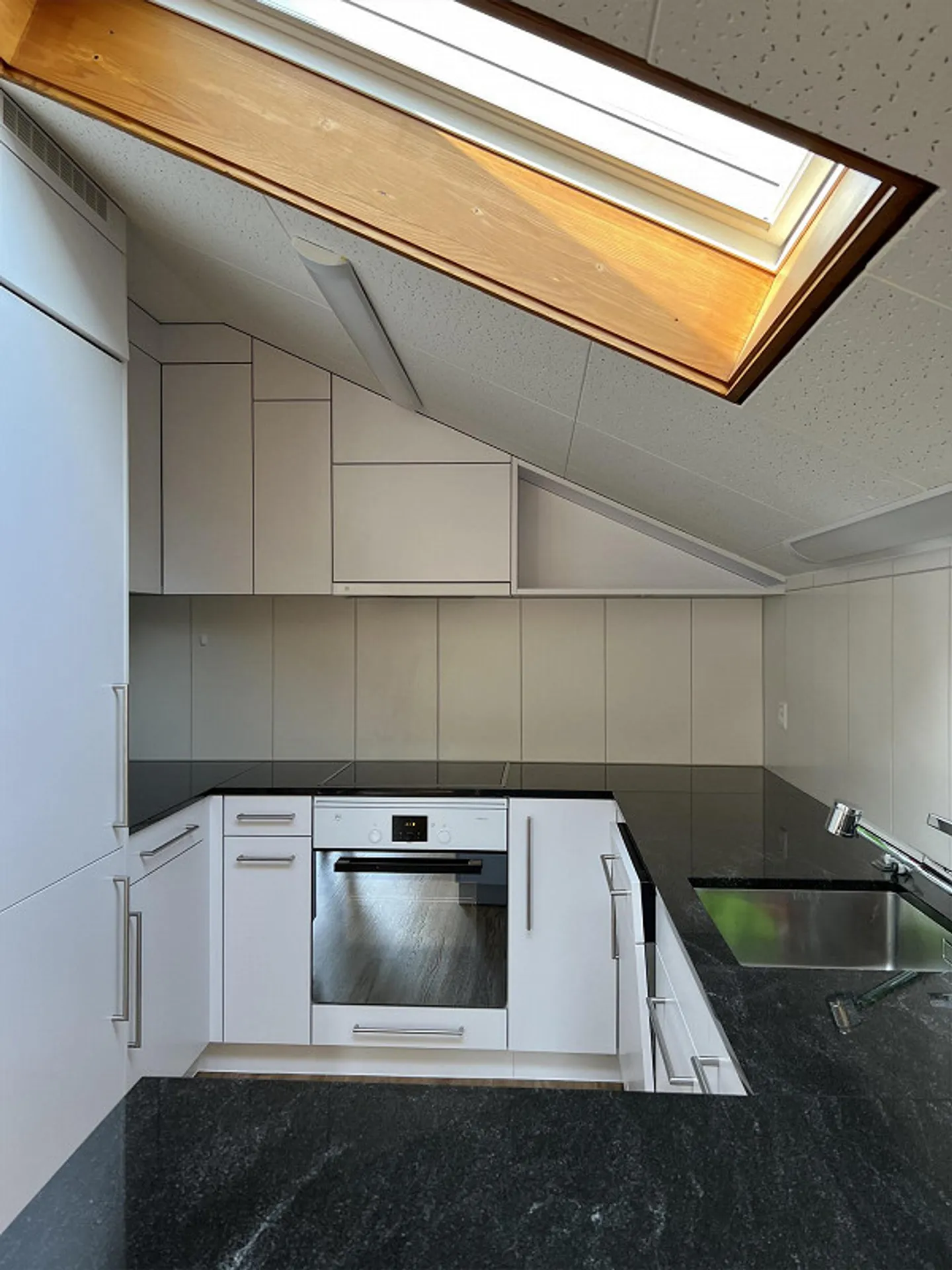 Einmalige Dachwohnung - Foto 1 von 10