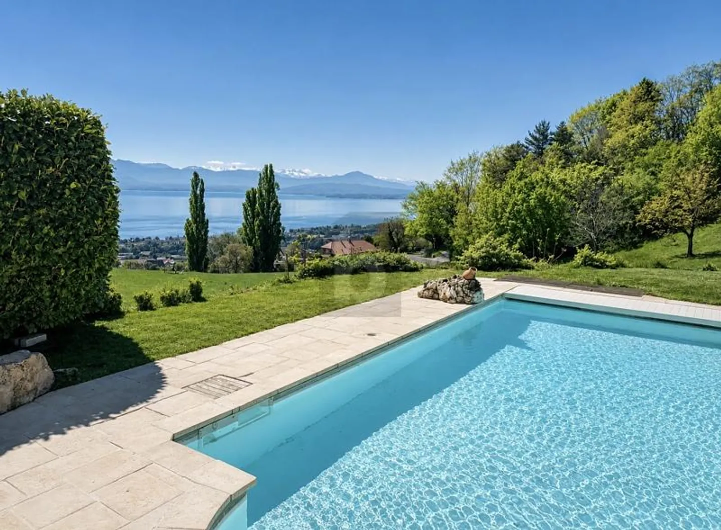 Villa in vendita - Foto 1 di 6