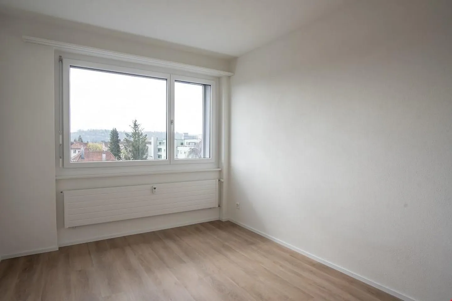 Appartamento ristrutturato in affitto a Bienne - Foto 6 di 8