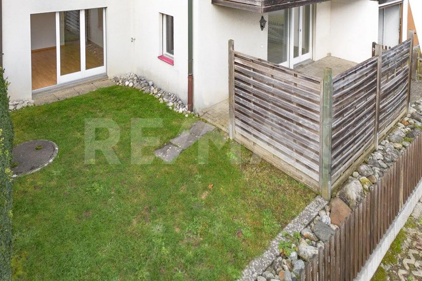 Quietly located 3.5 room condominium on the ground floor - Photo 12 of 13