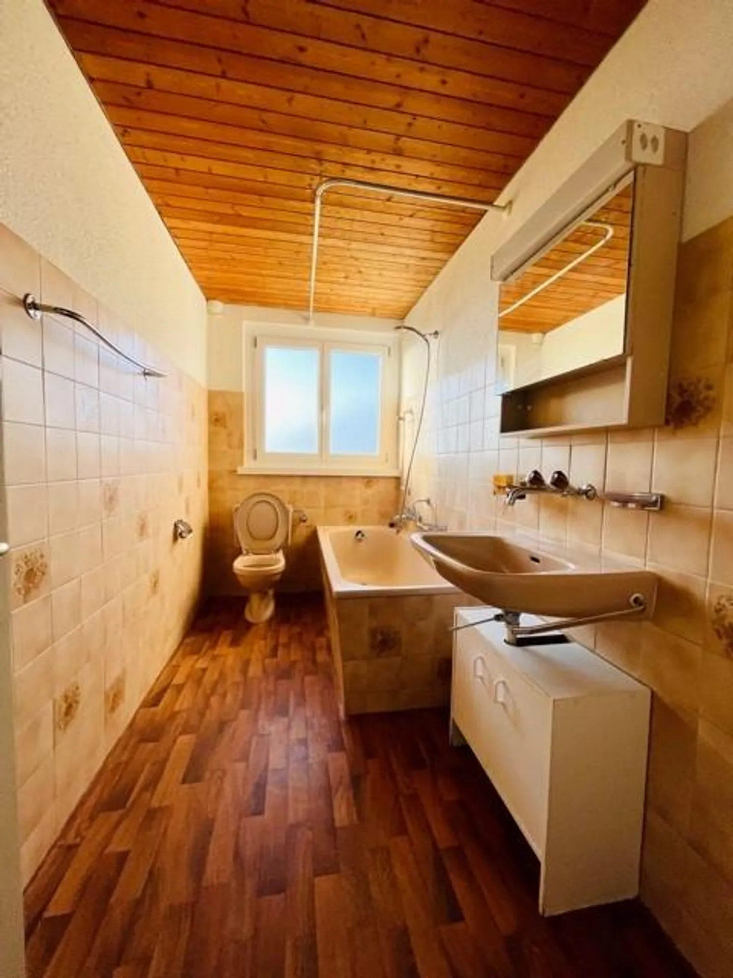 Appartement de 3.5 pièces à louer à Mühleberg! - Photo 6 sur 7