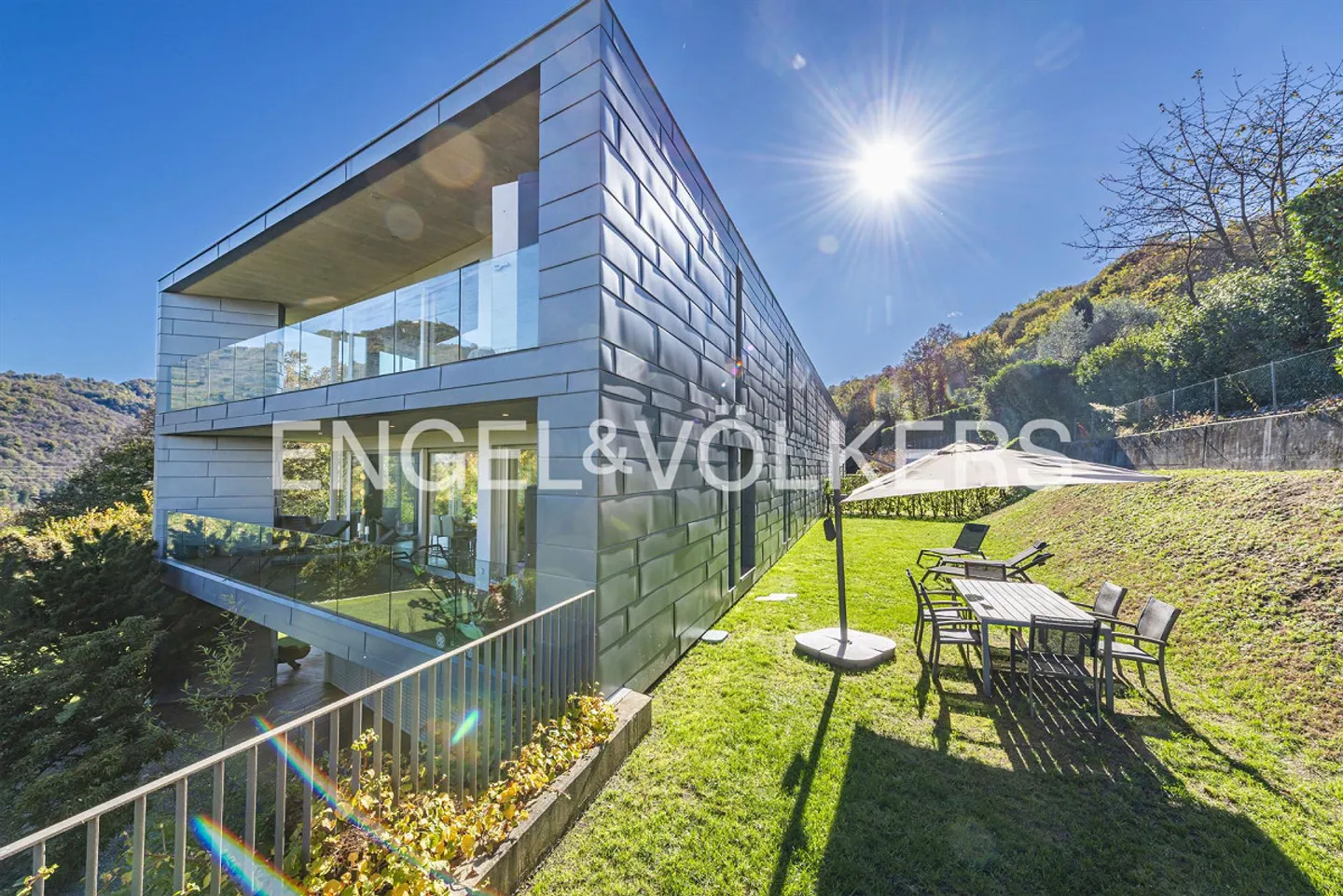 Sunny apartment in an exclusive residence in Montagnola - Photo 11 of 13