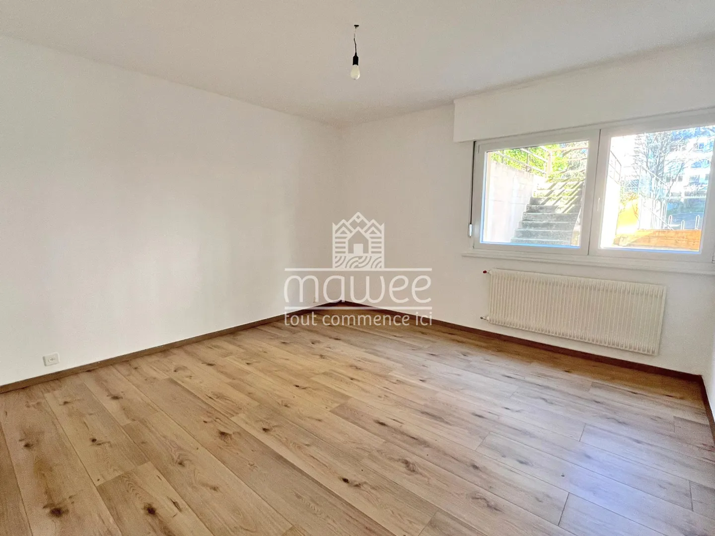 Posizione eccezionale 2,5 locali ristrutturati -- a 5 minuti dal lago! - Foto 2 di 8