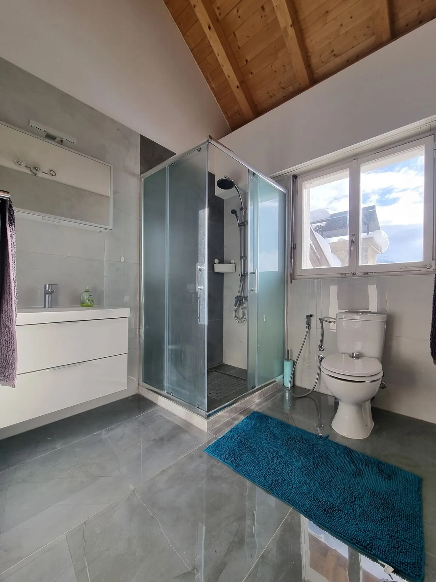 Maison entièrement rénovée à Bluche - seulement à 10 min en voiture de Crans- Montana / Ref. 1007-652 - Photo 11 sur 13