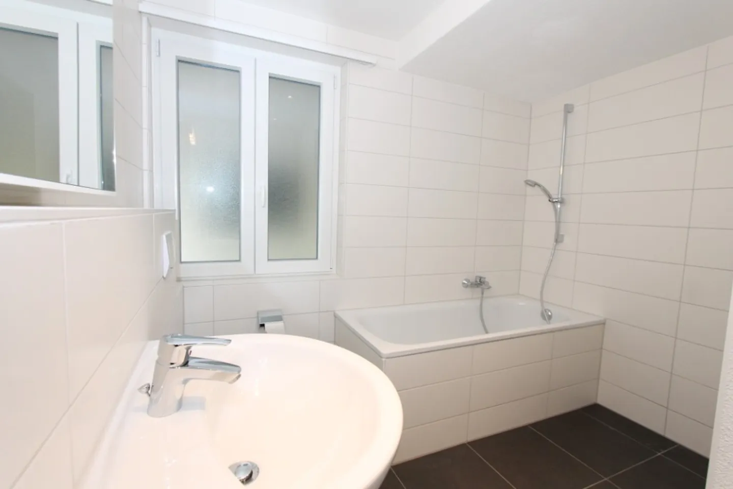 Appartamento luminoso a Pratteln - Foto 3 di 4