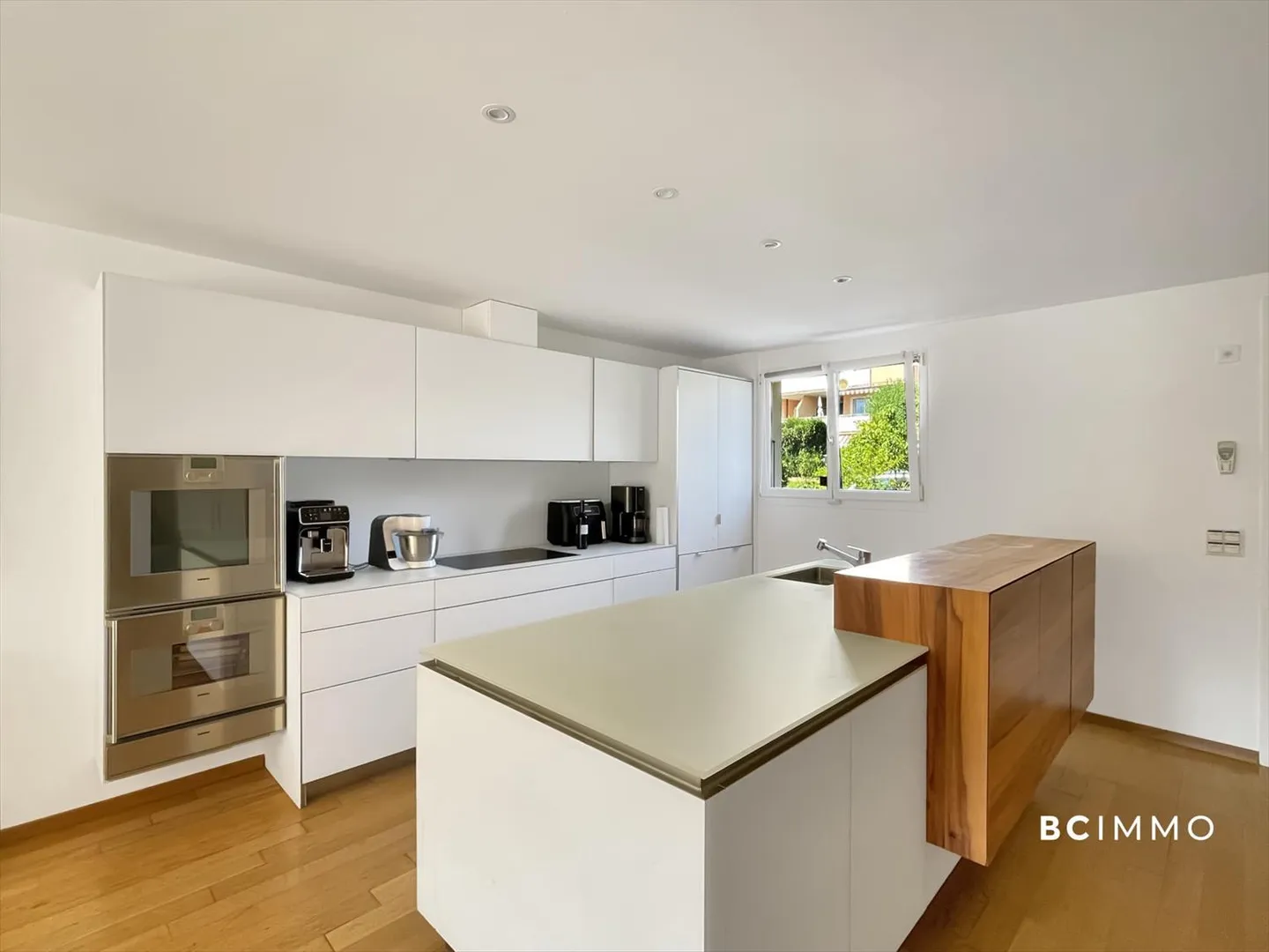 Stepped house for sale - Photo 3 of 9