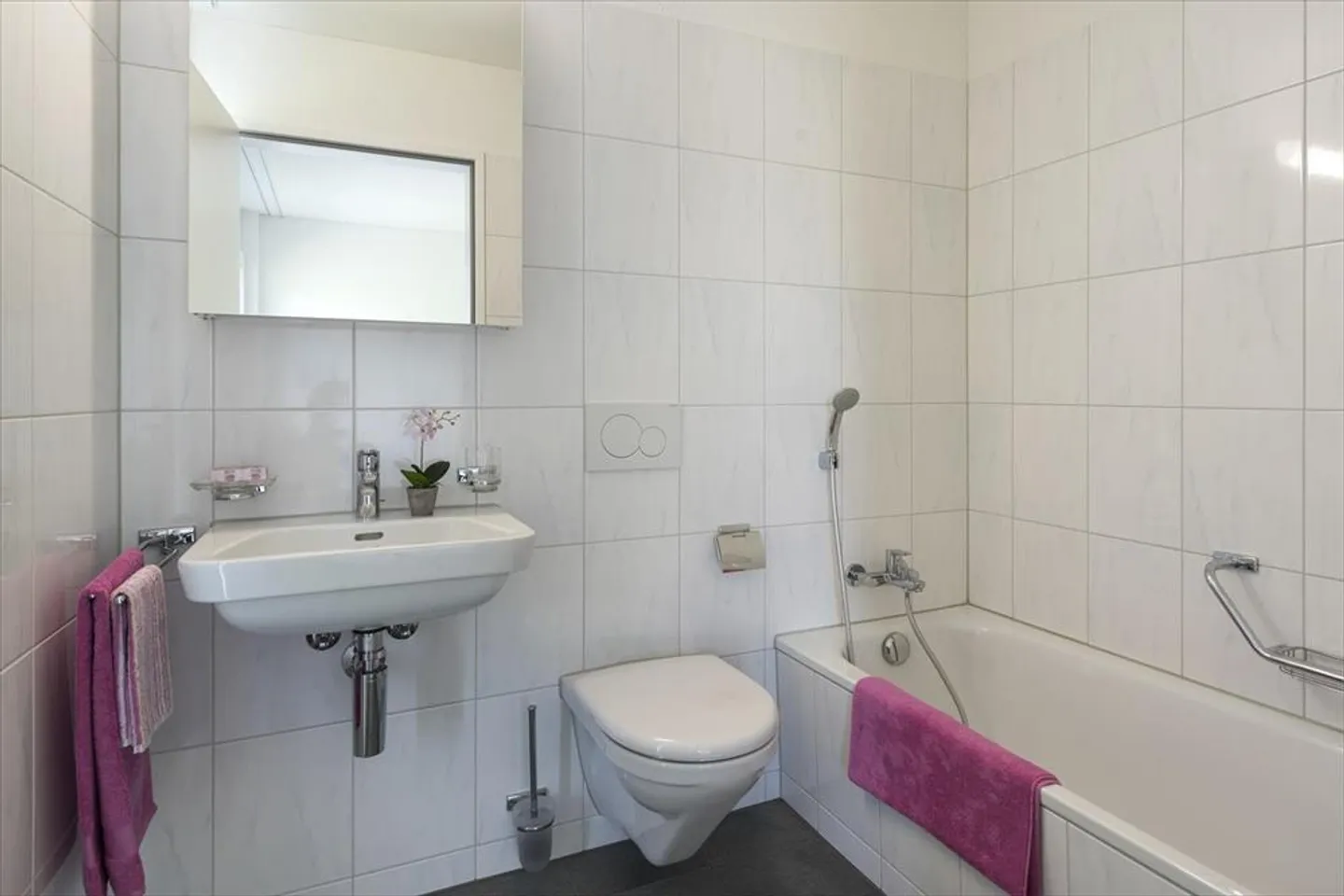 Appartement moderne spacieux - Photo 4 sur 4