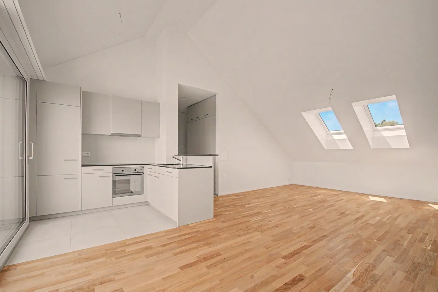 Stilvolle Attika-Wohnung in Thalwil - Foto 1 von 11