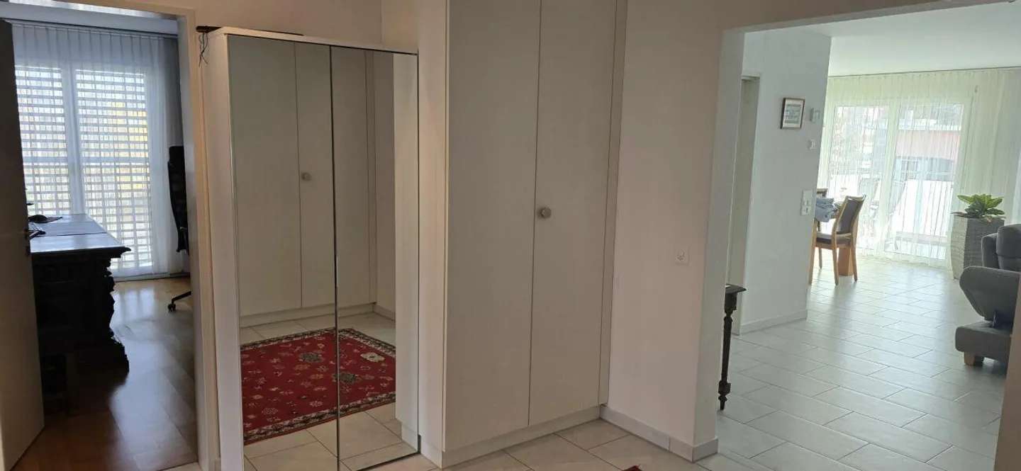 Arrive instead of setting up - Furnished 4.5 room apartment with character - Photo 14 of 16