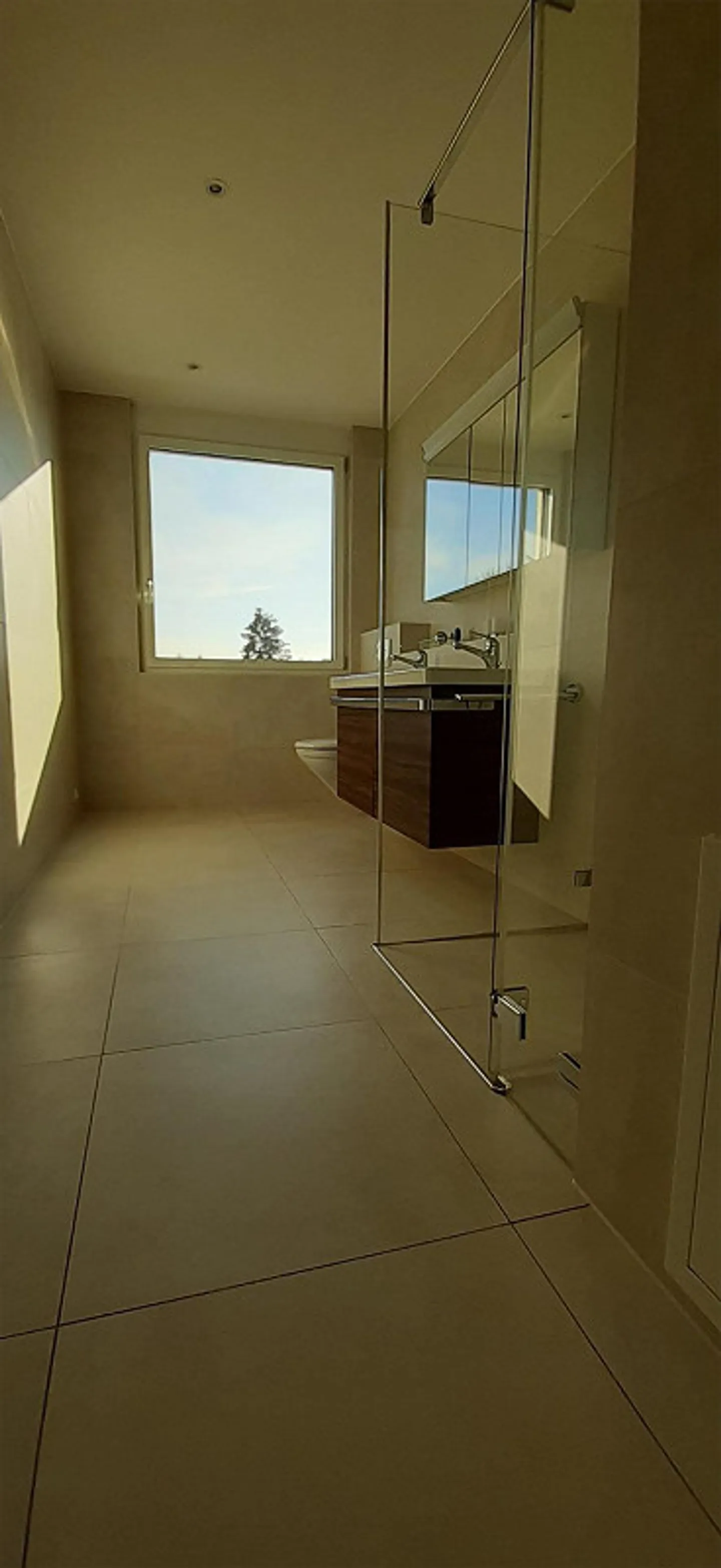 Luxury Attic Apartment - Photo 16 of 25