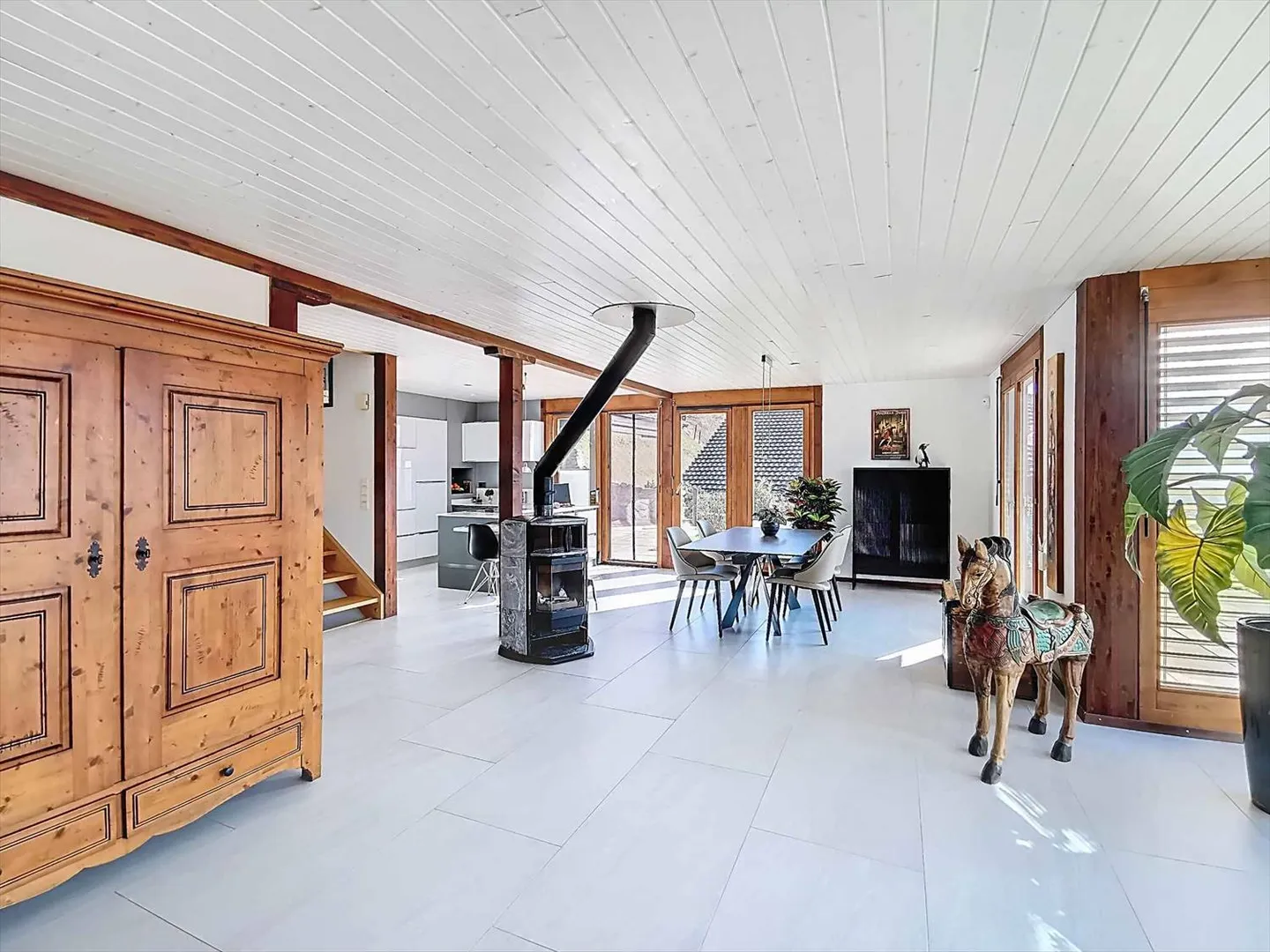 Schöne individuelle Villa mit hübschem Blick auf den See - Photo 4 sur 12