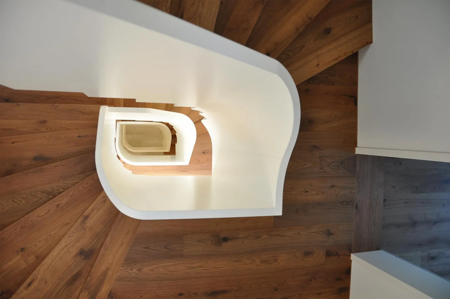 Charmante maison à colombages rénovée avec vue sur le lac de Zurich - Photo 11 sur 11