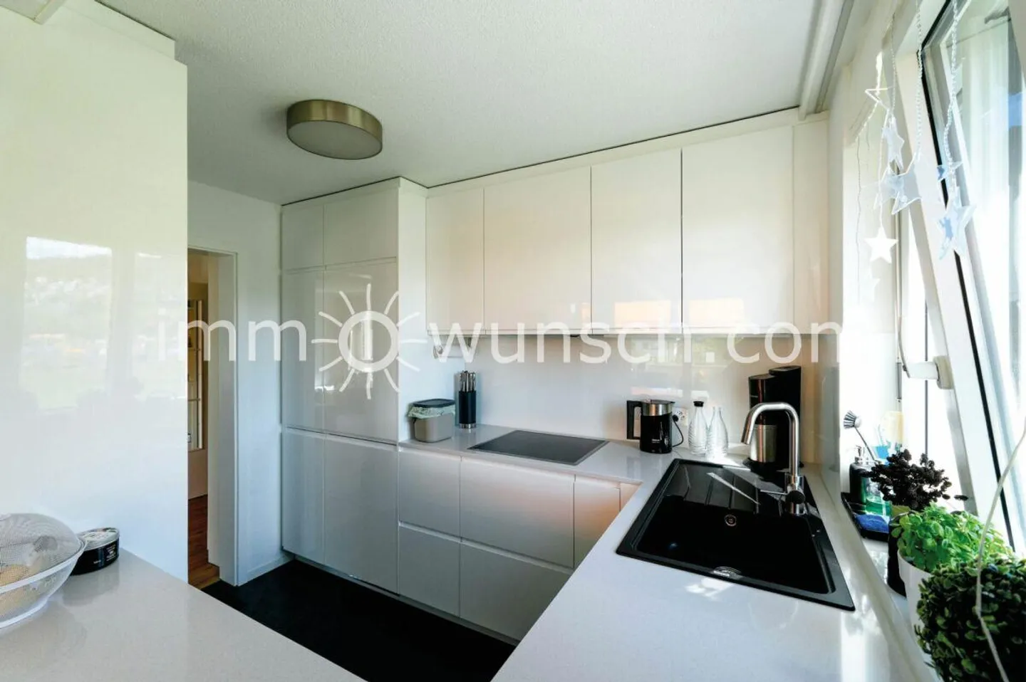 Hochwertige, sonnige und ruhige 4.5 Zi. Eigentumswohnung - Foto 2 von 6