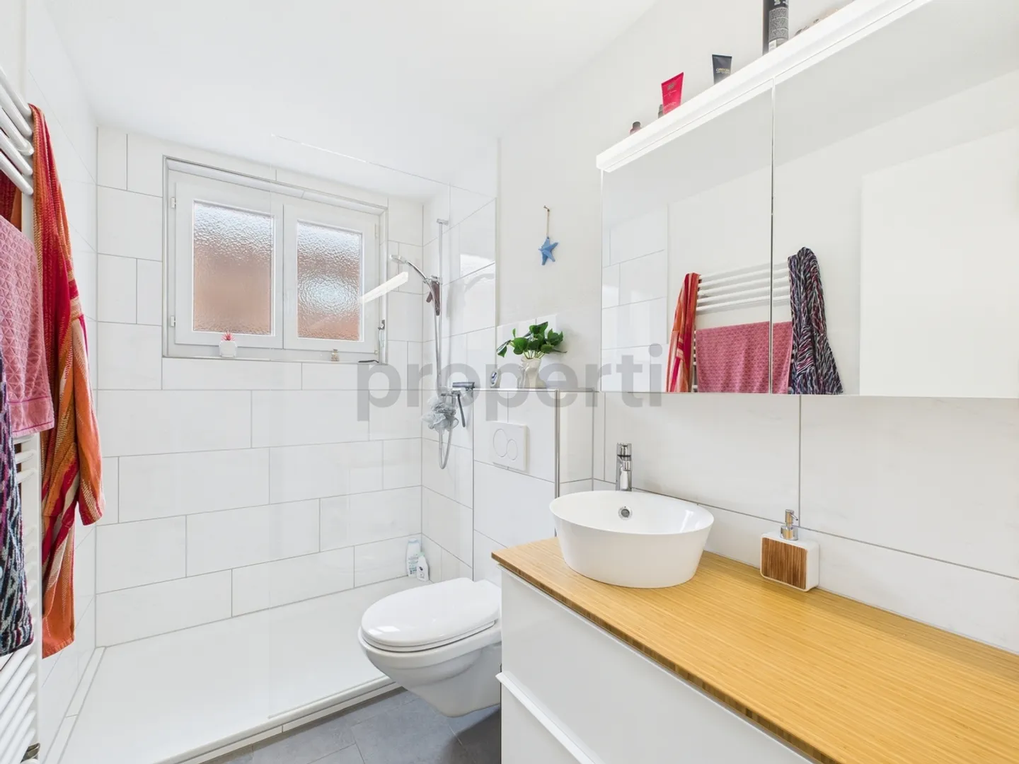 Appartamento ristrutturato di 4,5 stanze a Leibstadt, AG - Foto 9 di 11