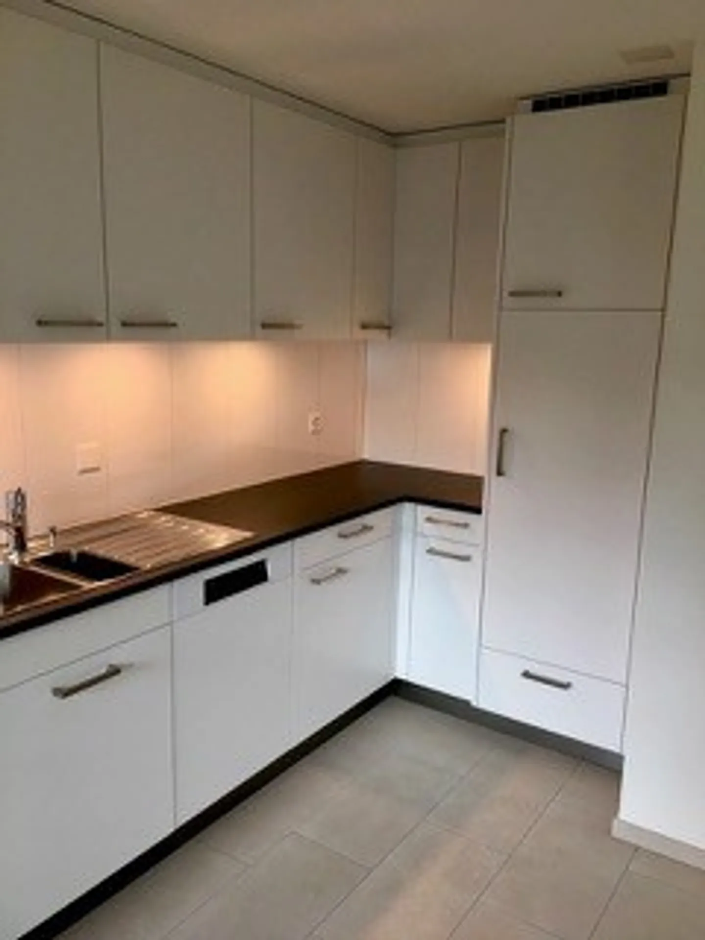 Helle 4,5-Zimmerwohnung mit Balkon - Foto 2 von 18