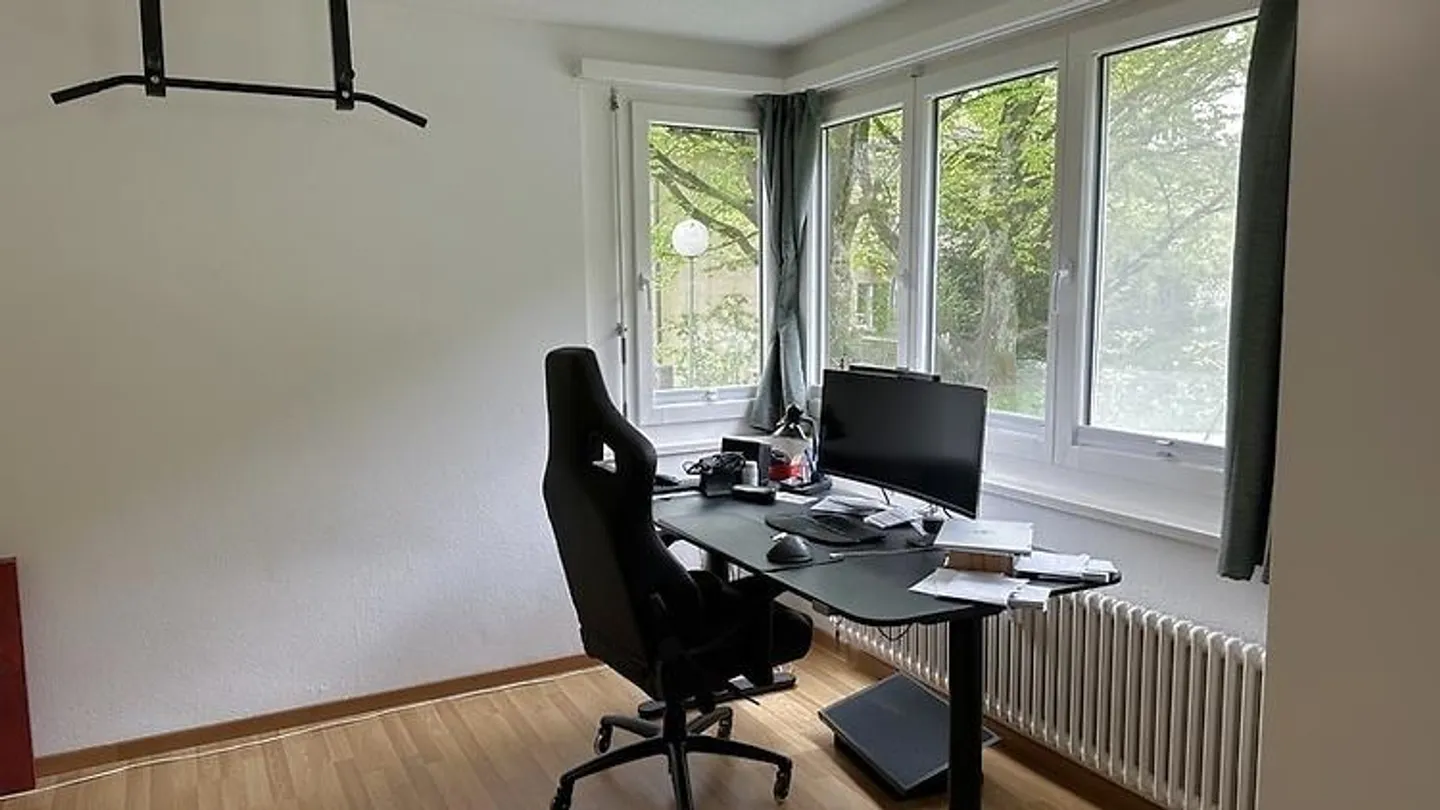 APPARTEMENT 2½ PIÈCES À ZURICH - DISTRICT 10 WIPKINGEN, MEUBLÉ, TEMPORAIRE - Photo 4 sur 7