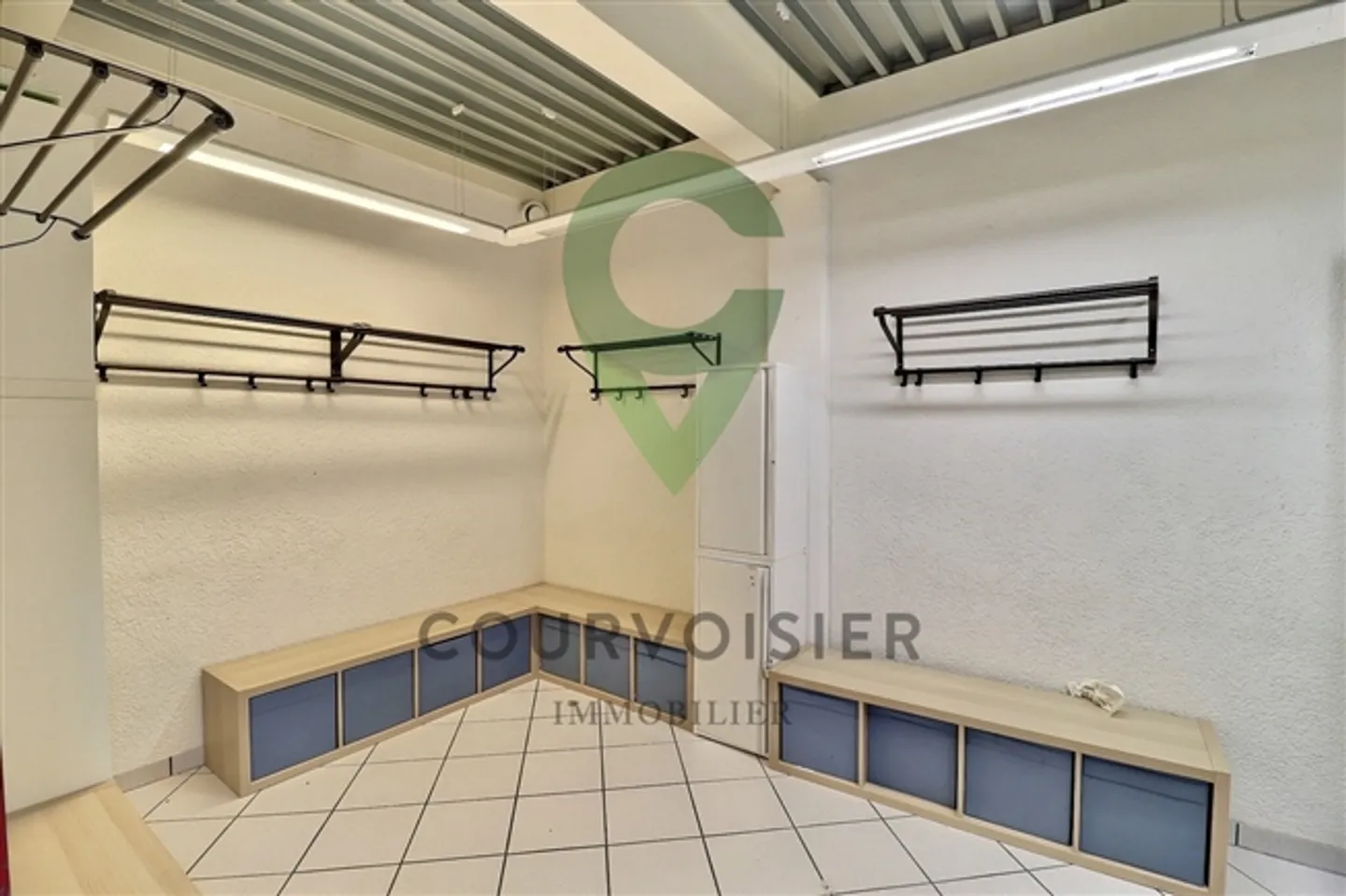 Entreprise/Artisanat - Zone Artistique à Aubonne - Photo 8 sur 9