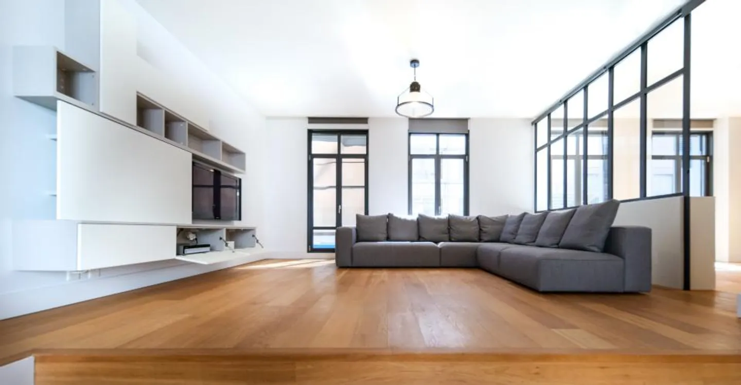 Luxury Apartment in Geneva - Photo 2 of 9