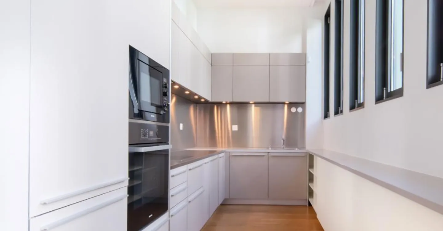 Luxury Apartment in Geneva - Photo 3 of 9
