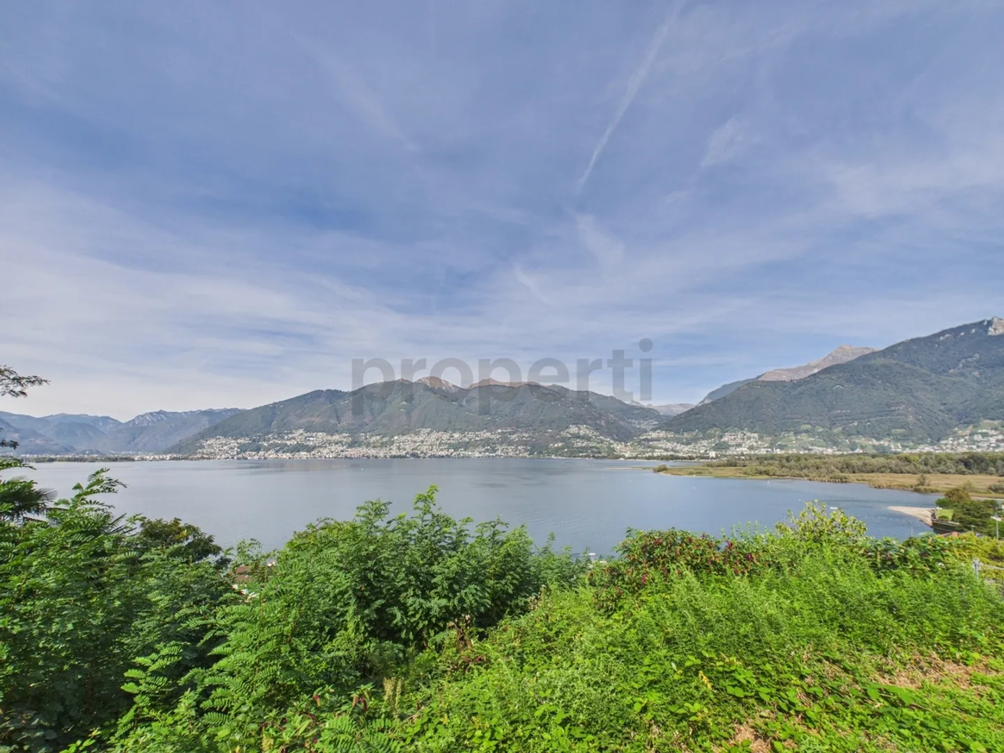 Building plot with panoramic view of Lake Maggiore and the mountains - Photo 1 of 13
