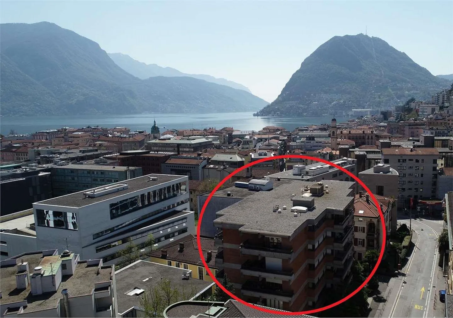 Bright 1.5 Rooms Renovated on the 4th Floor in the Heart of Lugano - Photo 7 of 7