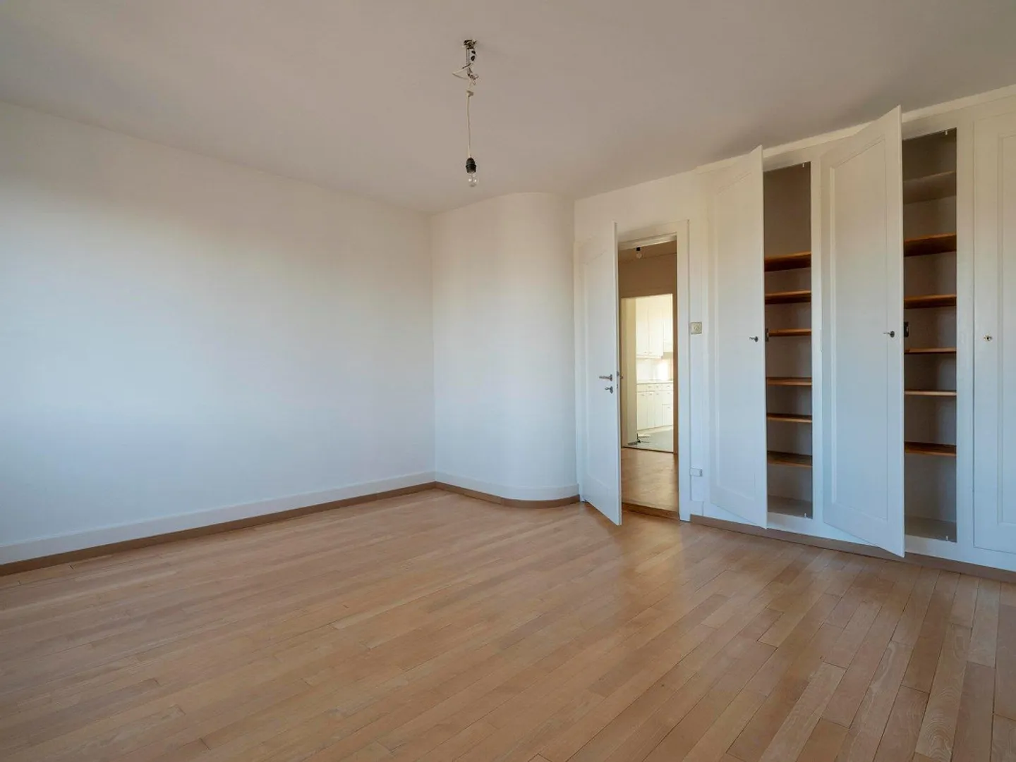 Charmant appartement de 2 pièces dans le centre historique de Berne - Photo 6 sur 8