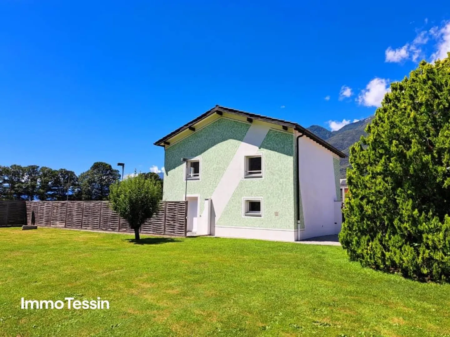 Completely renovated villa & riding stable perfect for horse keeping, with ... - Photo 5 of 13