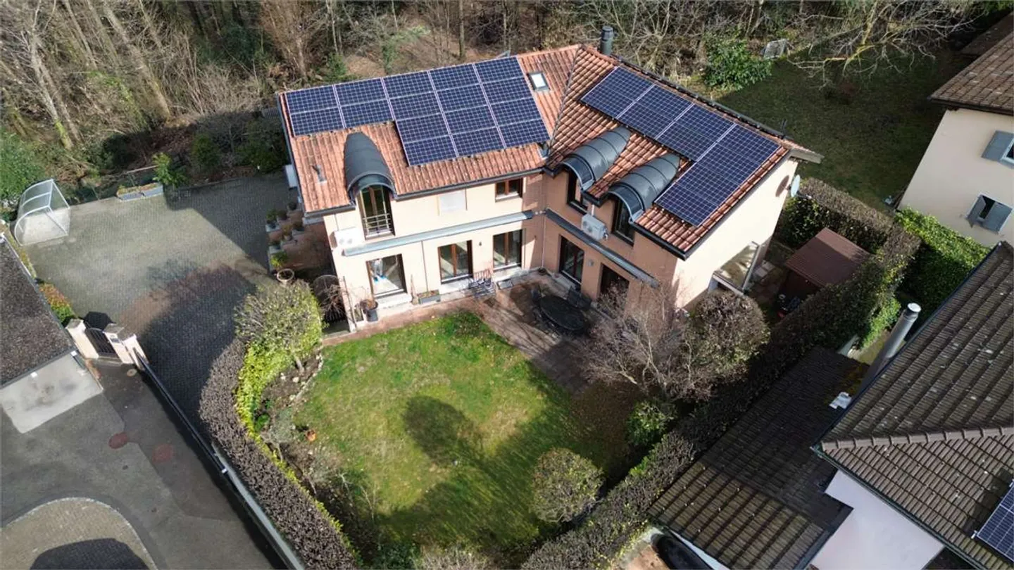 Stupenda Villa Indipendente Vicino a Lugano - Foto 6 di 47