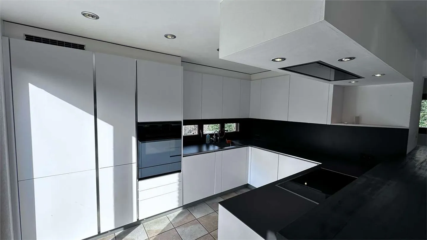 Stupenda Villa Indipendente Vicino a Lugano - Foto 16 di 47