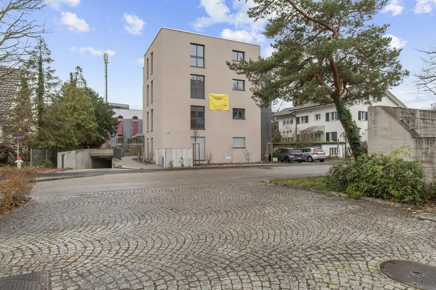 Beautiful 3.5-room apartment with garden seating area - Photo 1 of 9