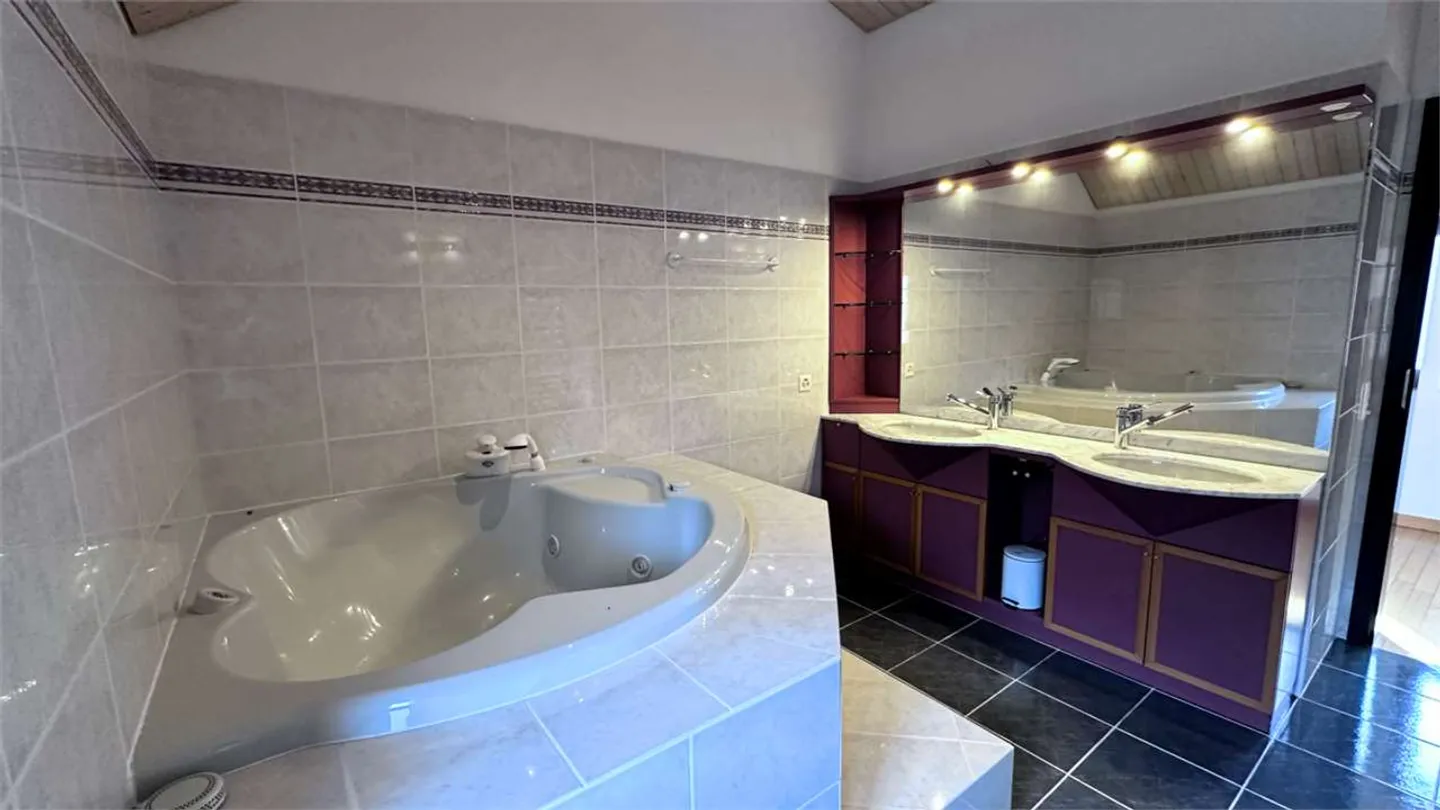 Stupenda Villa Indipendente Vicino a Lugano - Foto 27 di 47