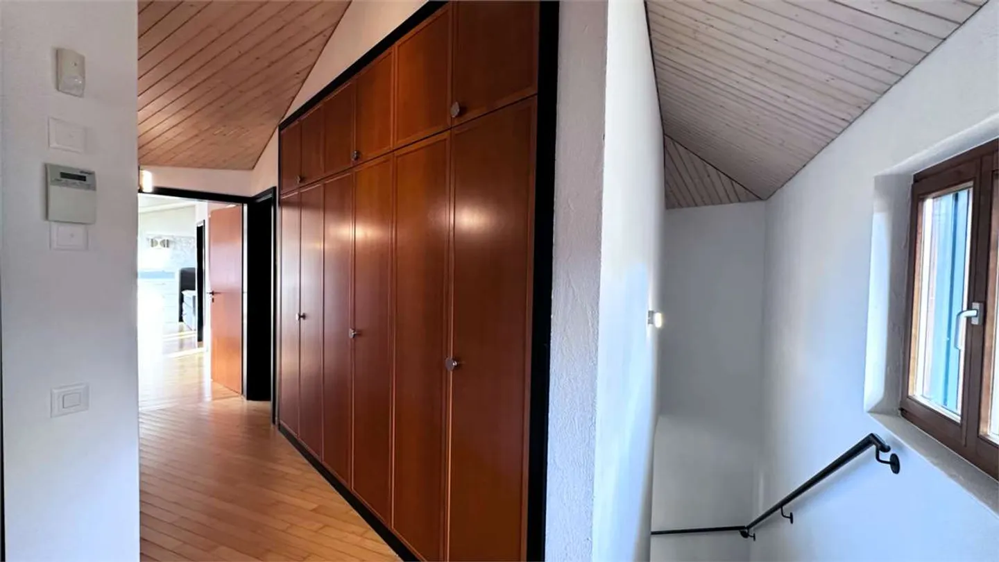 Stupenda Villa Indipendente Vicino a Lugano - Foto 31 di 47