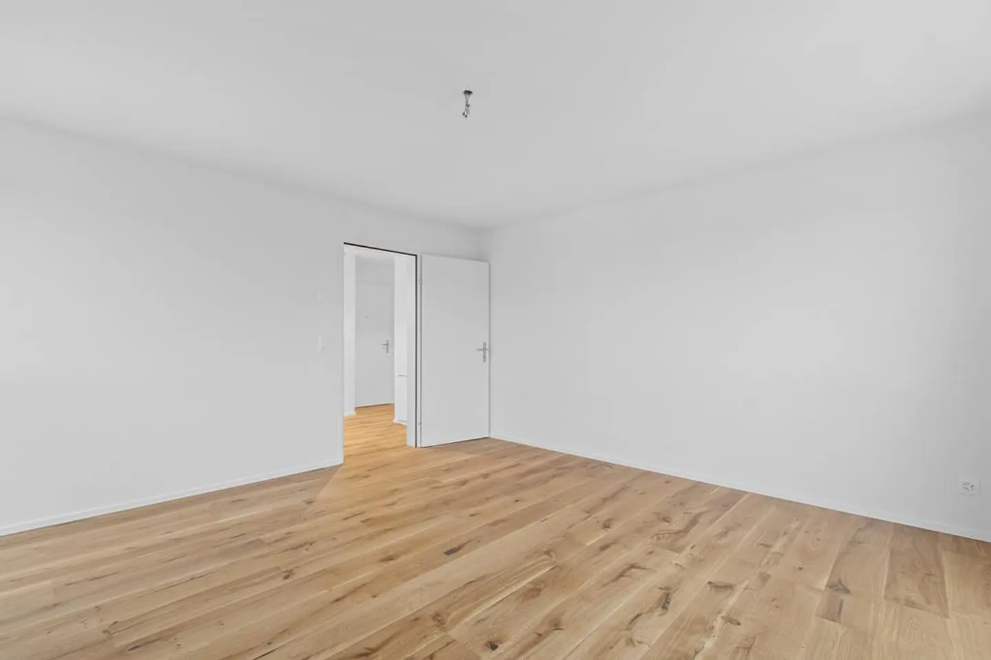Beautiful 3.5-room apartment with garden seating area - Photo 5 of 9