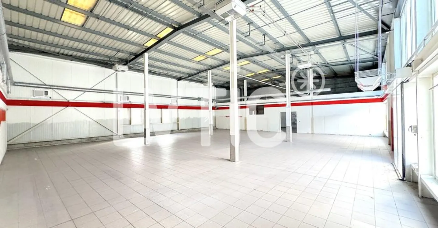 Storage space for rent - Photo 2 of 22