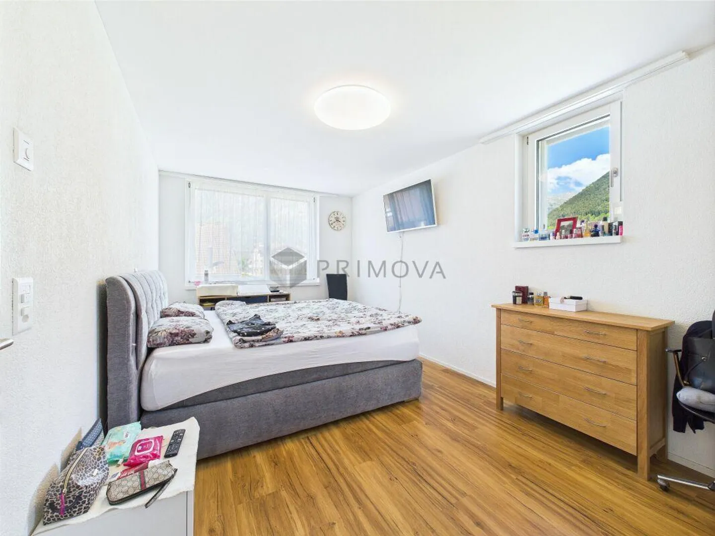 Vivere ai piedi delle montagne: appartamento di 3,5 stanze a Schattdorf - Foto 6 di 9