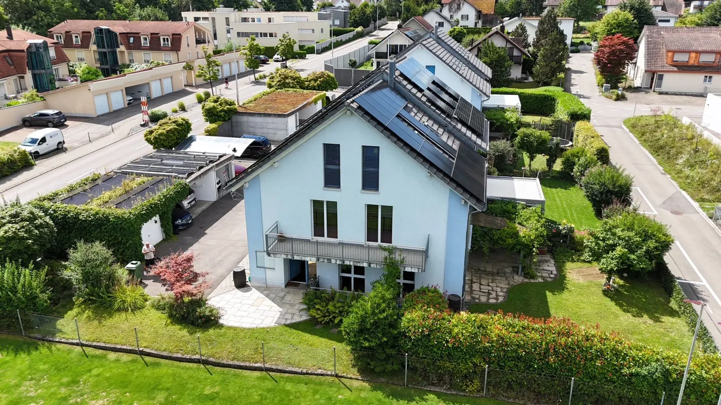 5.5 Zimmer Doppeleinfamilienhaus - Foto 5 von 15