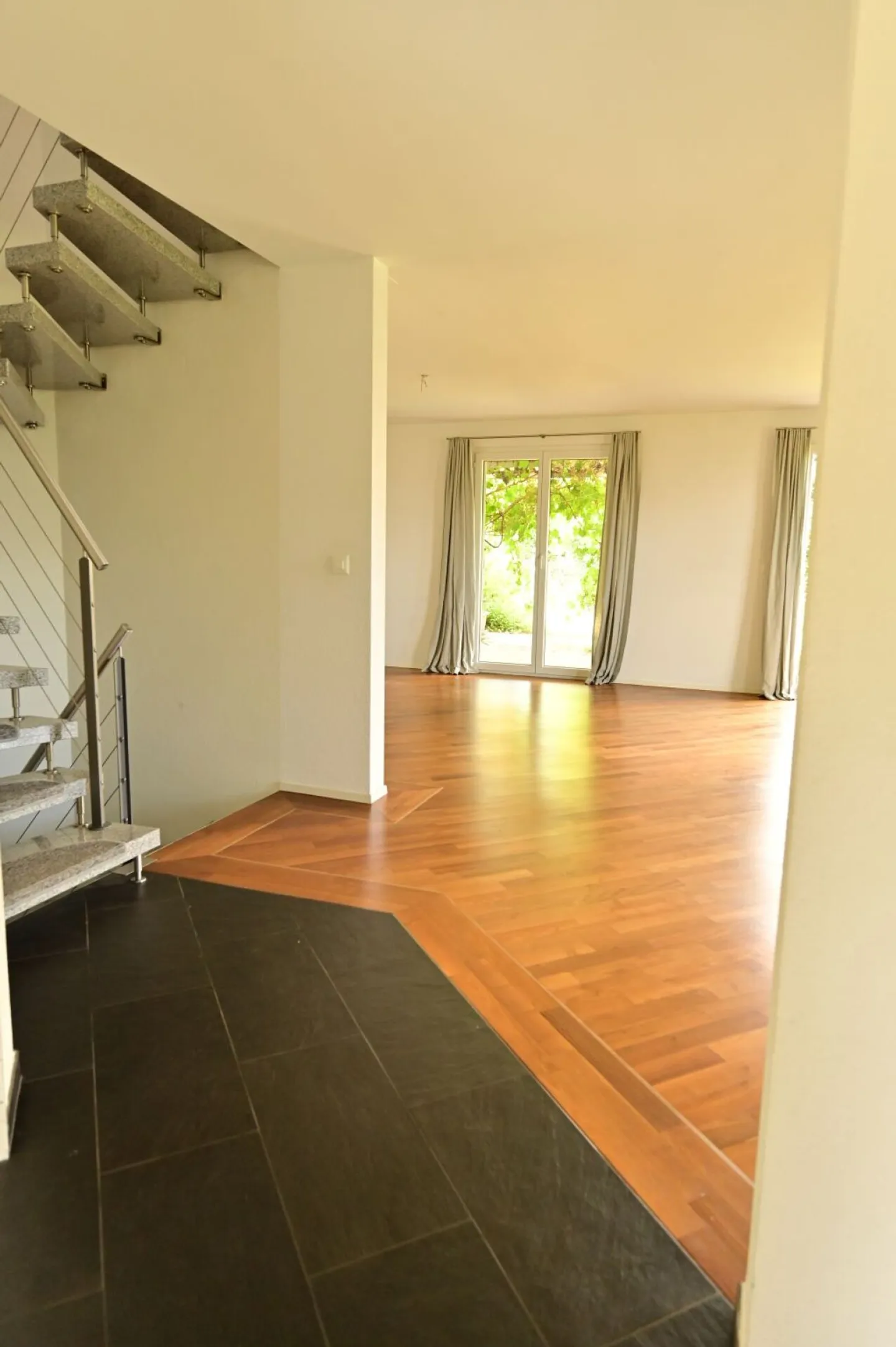 5.5 Zimmer Doppeleinfamilienhaus - Foto 8 von 15